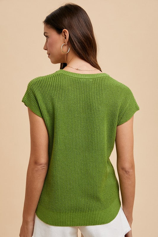 Annie Wear Round Neck Short Sleeve Sweater