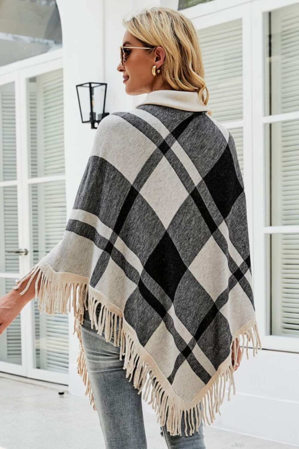 Plaid Turtleneck Fringe Hem Poncho